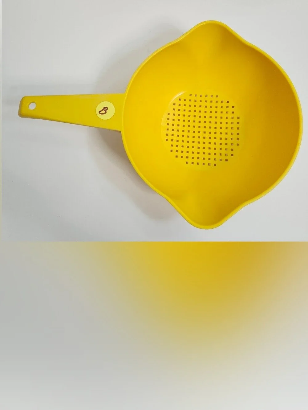 Vintage 80s Tupperware 1 Quart Goldenrod Colander/Strainer 1200-10 11X8